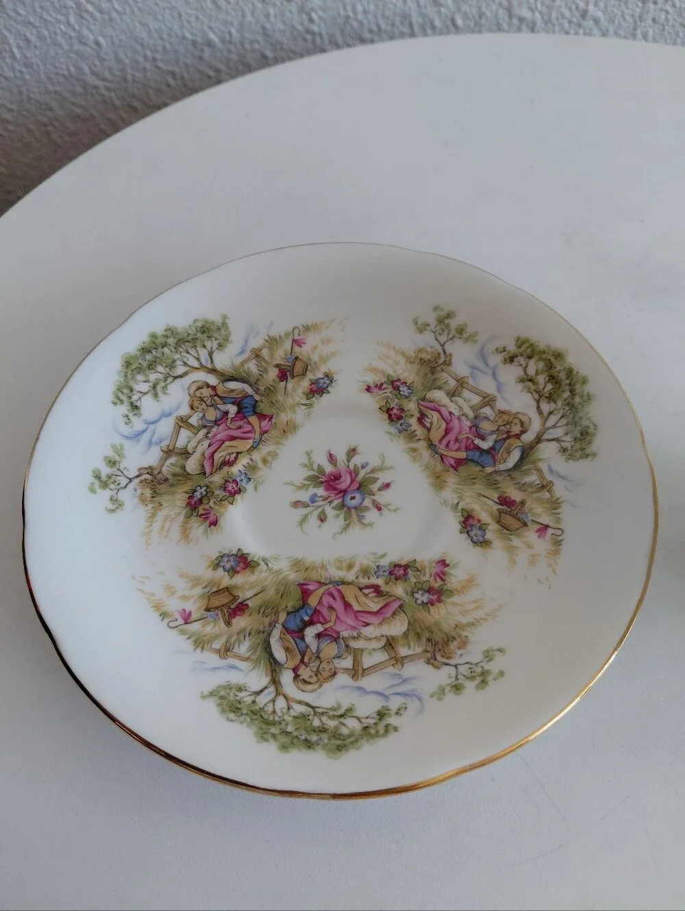Vtg 1960s ROYAL CREST Fine Bone China FIRST LOVE Colonial Tea Cup&Saucer England